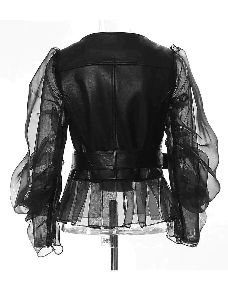 Damen Lederjacke – Figurbetont – Gürtelverschluss – Transparente Volantärmel