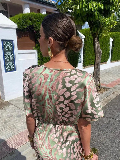 Damen Midikleid – Wickelausschnitt – Figurbetont – Kurzarm – Eleganter Blumenprint