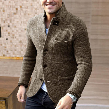 Herren Strickweste – Slim Fit – Weiches Strickmaterial – Stehkragen – Knopfverschluss