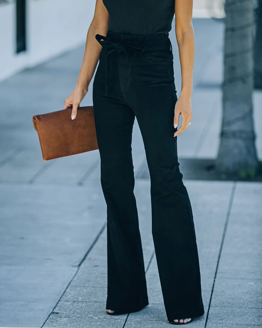 Damen Bootcut-Hose – Hohe Taille – Integrierter Gürtel – Strukturierter Sitz