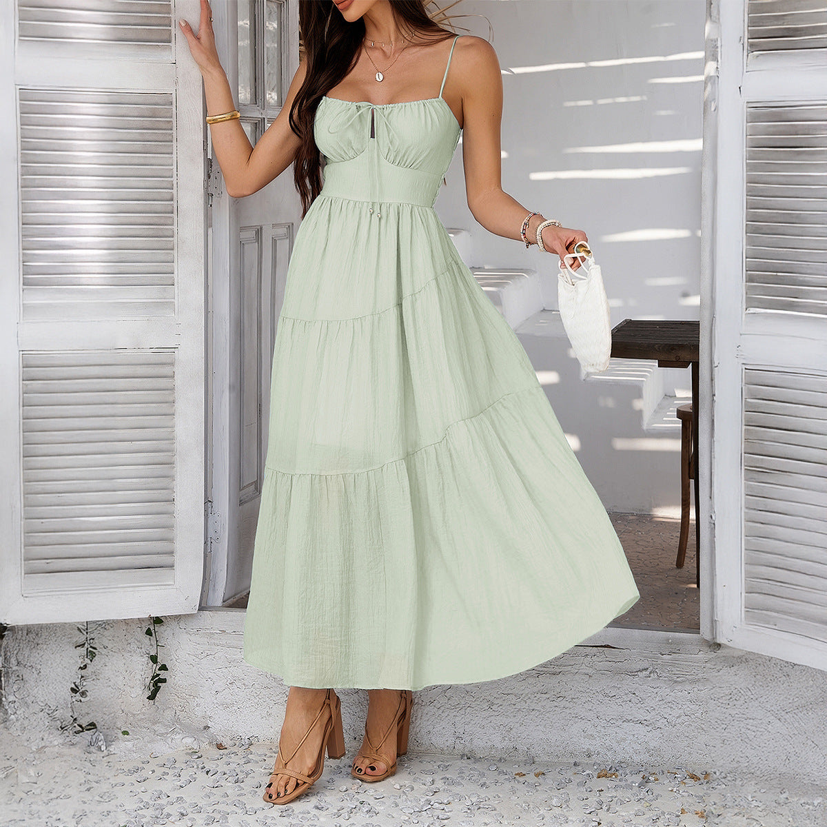 Damen Maxikleid – Fließender Schnitt – Atmungsaktives Gewebe – Stufensaum – Spaghettiträger