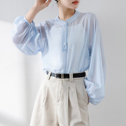 Damen Bluse – Lockerer Schnitt – Transparenter Stoff – Puffärmel – Stehkragen