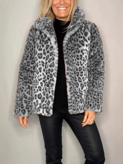 Damen Mantel – Kunstfell – Oversize Passform – Reverskragen – Leopardenmuster
