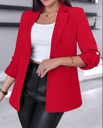 Damen Blazer – Slim Fit – Strukturierte Silhouette – Modernes Revers – Gerollte Ärmel