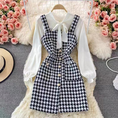 Damen Zweiteiler Kleidset – Tweed Pinafore Kleid – Schleifenbluse – Tailliert Elegant