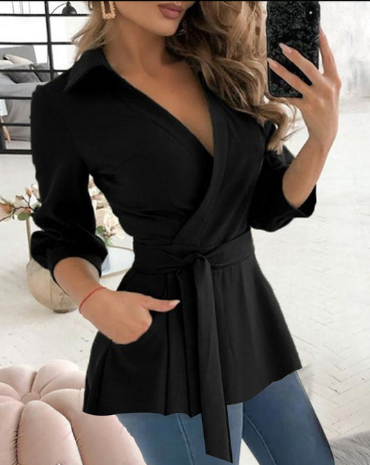 Damen Bluse – Tailliert mit Gürtel – V-Ausschnitt – Kragen – Lange Ärmel