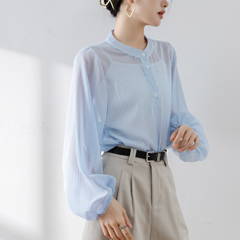 Damen Bluse – Lockerer Schnitt – Transparenter Stoff – Puffärmel – Stehkragen