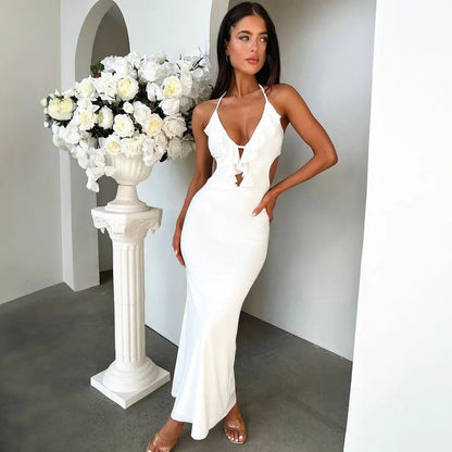 Damen Maxikleid – Slim Fit – Rüschenausschnitt – Front Cut-Out – Verstellbare Träger