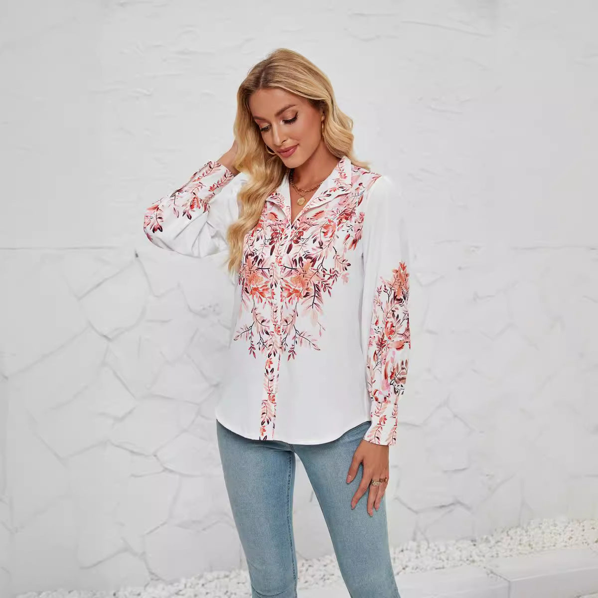 Damen Bluse – Lockere Passform – Knopfleiste – Stehkragen – Blumenmuster