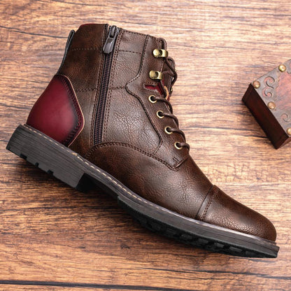 Herren Stiefel – Strukturierte Passform – Schnürdesign – Gepolsterter Knöchel – Rutschfeste Sohle