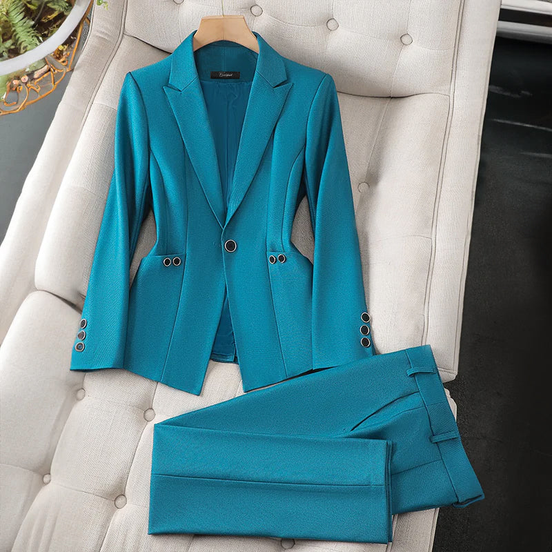 Damen Anzug Set – Slim Fit Blazer und Hose – Tailored Look – Formelles Design