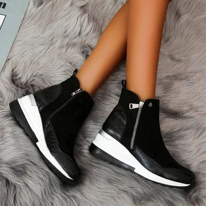 Damen Keilabsatz-Stiefeletten – Komfort Passform – Seitlicher Reißverschluss – Plateausohle