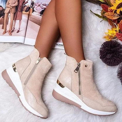 Damen Stiefeletten – Keilabsatz – Weiches Finish – Seitlicher Reißverschluss