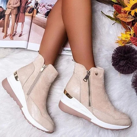 Damen Stiefeletten – Keilabsatz – Weiches Finish – Seitlicher Reißverschluss