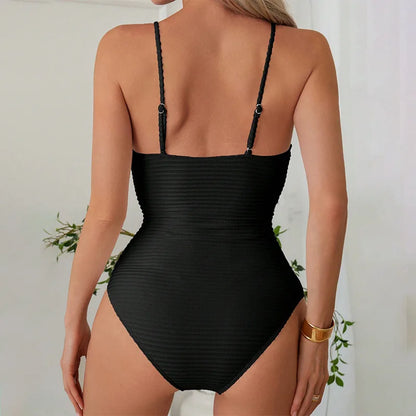 Damen Badeanzug – Slim Fit – Tiefer V-Ausschnitt – Rippstruktur – Cut-Out Detail