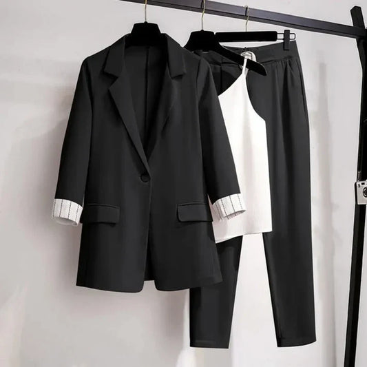 Damen Blazer – Strukturierte Passform – Reverskragen – Ein-Knopf – Umschlagärmel – Hüftlang – Mit Pattentaschen