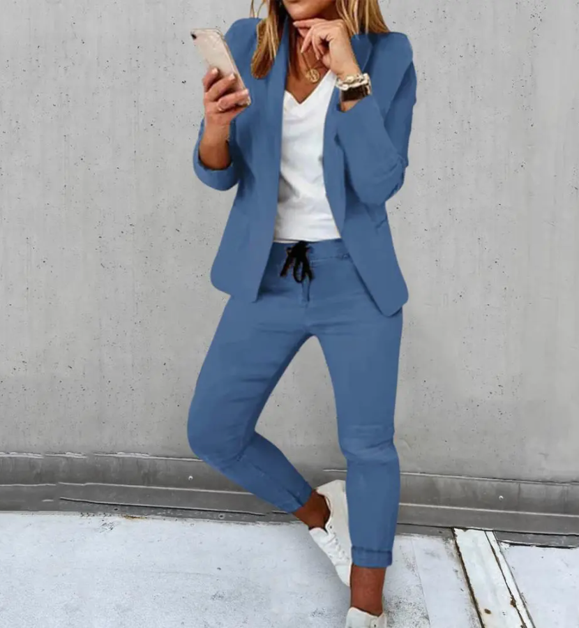 Damen Anzugset – Relaxed Fit – Atmungsaktives Material – Tapered Leg – Minimal Design