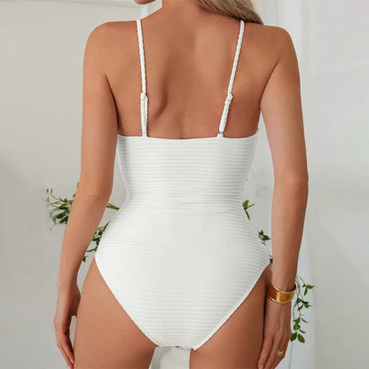 Damen Badeanzug – Tiefer V-Ausschnitt – Rippstruktur – Cut-Out – Figurbetont