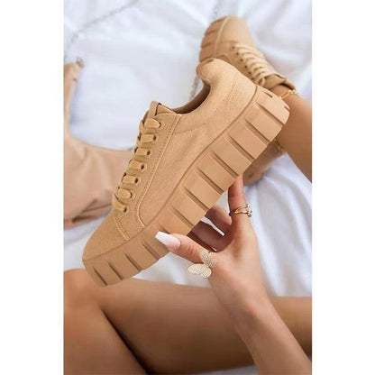 Damen Sneakers – Plattformsohle – Atmungsaktives Material – Schnürdesign – Bequeme Passform