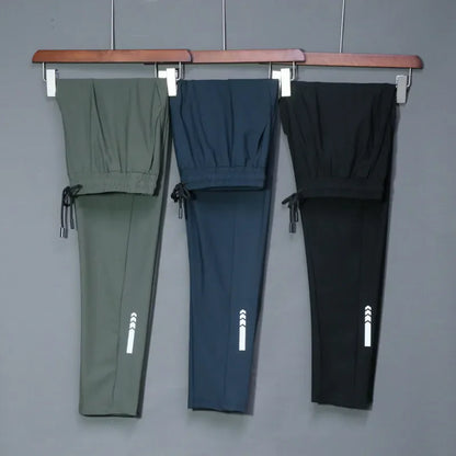 Herren Jogginghose – Slim Fit – Atmungsaktives Stretchmaterial – Mit Kordelzug und Taschen