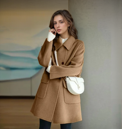 Damen Jacke – Lockerer Schnitt – Doppelreihig – Weicher Wollmix – Mittellang