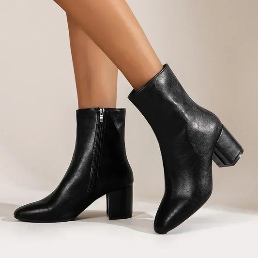 Damen Ankle Boots – Schlanke Passform – Spitzkappe – Blockabsatz – Seitlicher Reißverschluss