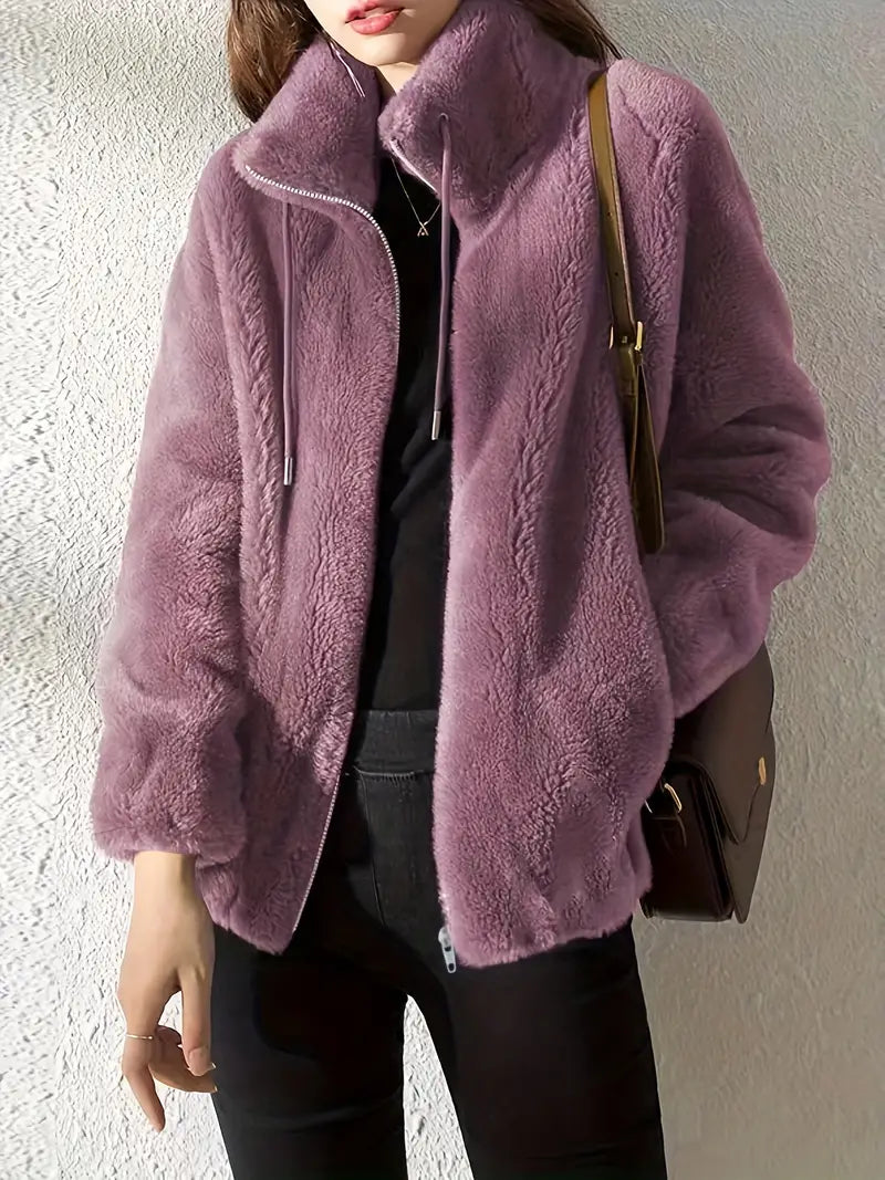 Damen Teddy Mantel – Plüschfleece – Oversized Schnitt – Hoher Kragen mit Kordelzug