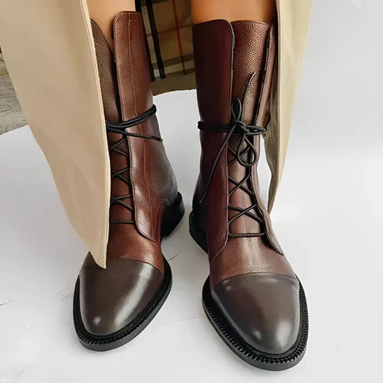 Damen Stiefel – Lederoptik – Schnürdesign – Schmale Passform – Wadenhoch