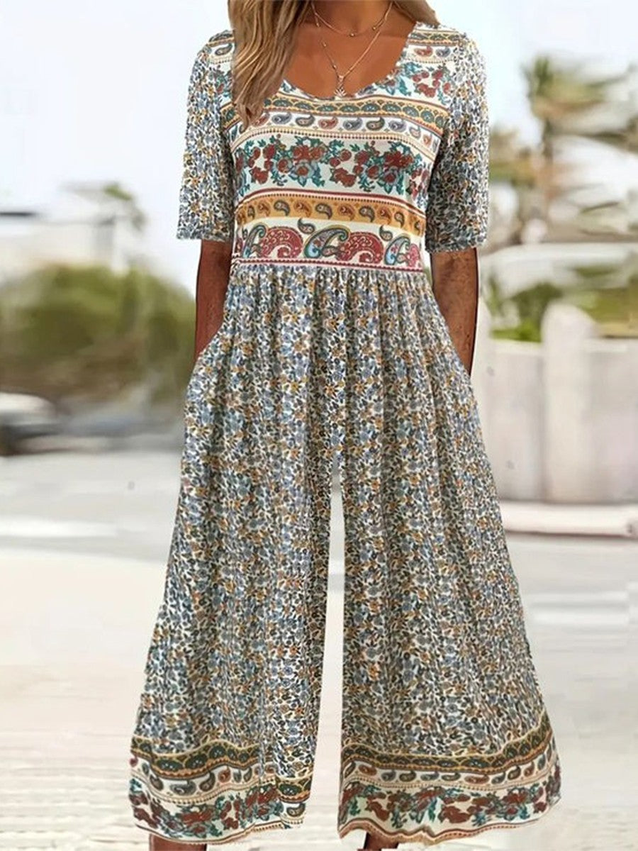 Damen Jumpsuit – Lockere Passform – V-Ausschnitt – Kurzarm – Boho Muster – Atmungsaktive Mischung