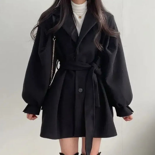 Damen Trenchcoat – Wollmix – Taillierter Schnitt – Gürtel – Midilänge – Puffärmel