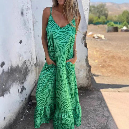 Damen Maxikleid – Lockere Passform – Atmungsaktiver Baumwollmix – Dünne Träger – Seitentaschen – Animal-Print