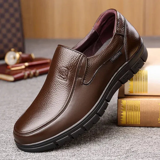 Herren Slipper – Echtes Leder – Bequeme Passform – Rutschfeste Gummisohle