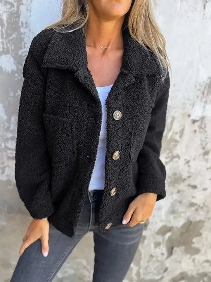 Damen Mantel – Oversize Schnitt – Flauschiger Stoff – Knopfverschluss – Midilänge Casual