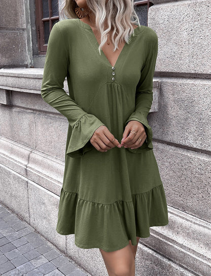 Damen Kleid – Flared Fit – V-Ausschnitt – Glockenärmel – Stufiger Saum – Baumwolle