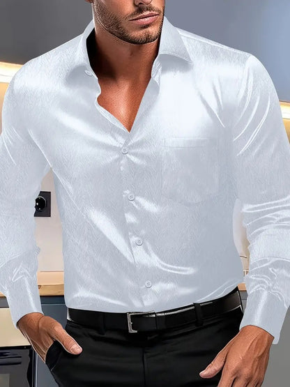 Herren Button-Up Hemd – Slim Fit – Seidiges Finish – Kentkragen – Brusttasche