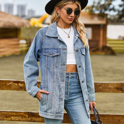 Damen Jeansjacke – Lockere Passform – Hüftlang – Knopfleiste mit Pattentaschen