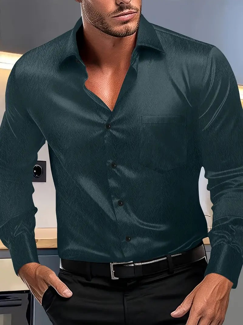 Herren Button-Up Hemd – Slim Fit – Seidiges Finish – Kentkragen – Brusttasche