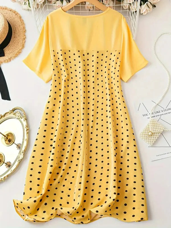 Damen A-Linienkleid – Polka Dots – Knielang – Kurzarm – Leichter Stoff – Casual Fit