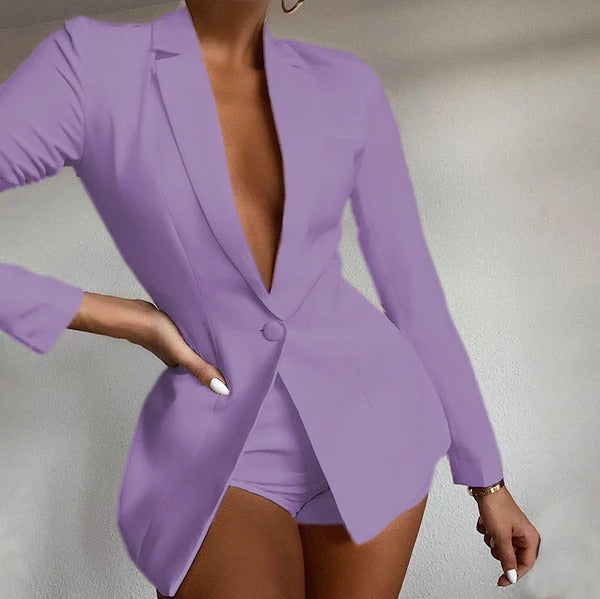 Damen Blazer Shorts Set – Taillierter Schnitt – Tiefer V-Ausschnitt – Strukturierter Look