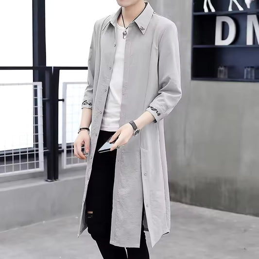 Herren Trenchcoat – Oversized Fit – Cottonmix – Stickdetails – Knopfverschluss