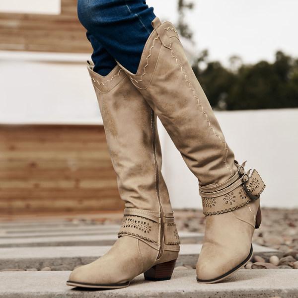 Damen Stiefel – Kniehoch – Strukturierte Passform – Stickerei & Schnallenriemen