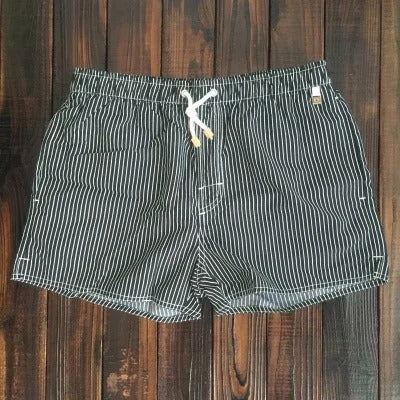 Herren Shorts – Lockerer Schnitt – Atmungsaktives Material – Elastischer Bund mit Kordelzug