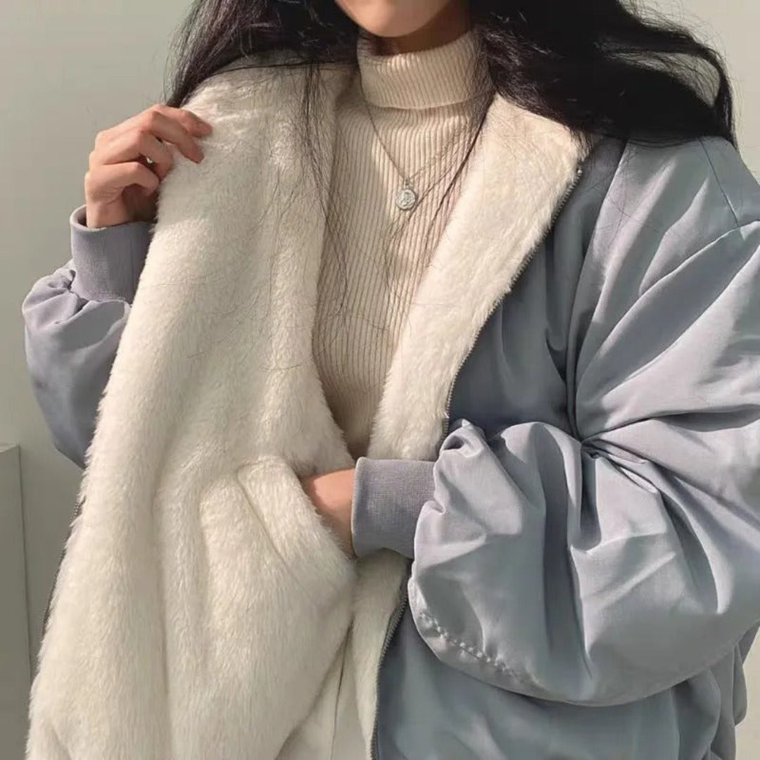 Damen Jacke – Oversized Fit – Webstoff – Kunstfellkragen – Reißverschluss – Seitentaschen